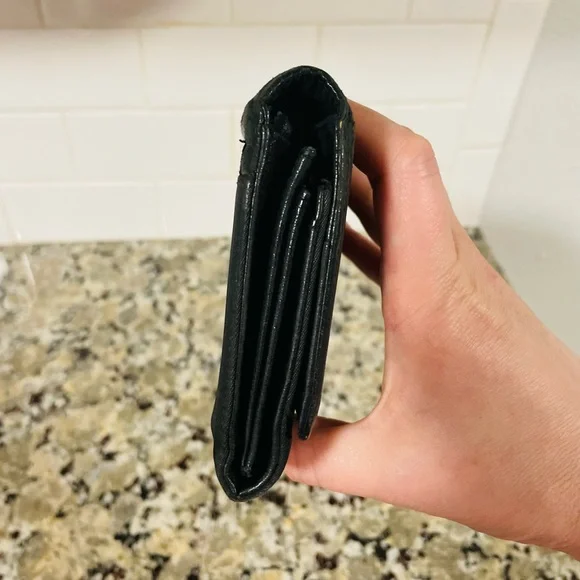 PRADA Black Large Classic Wallet 💯 AUTHENTIC - Picture 14 of 15